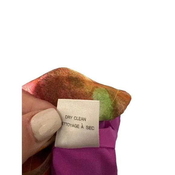 Marc‎ New York Andrew Marc Women's Multicolor Short Sleeve V-Neck Blouse Size 10 - Picture 5 of 6